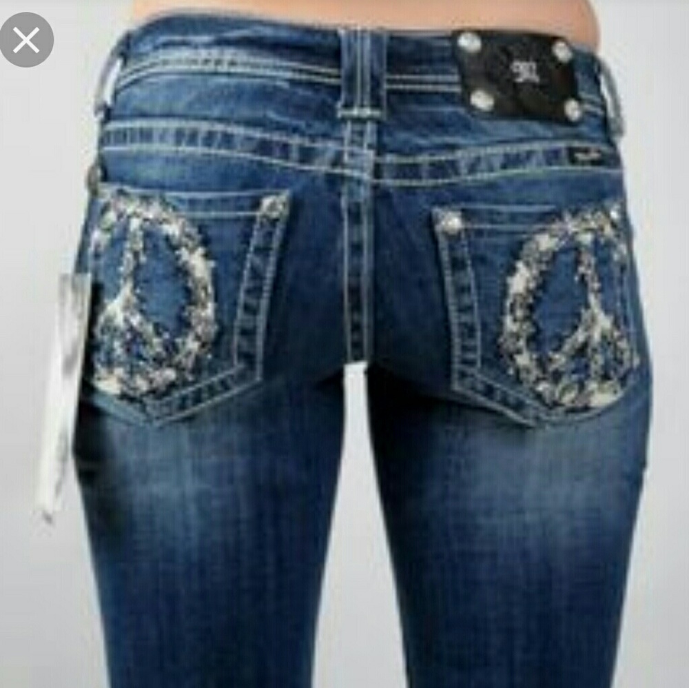 Miss Me size 29 boho peace sign hippie jeans EUC